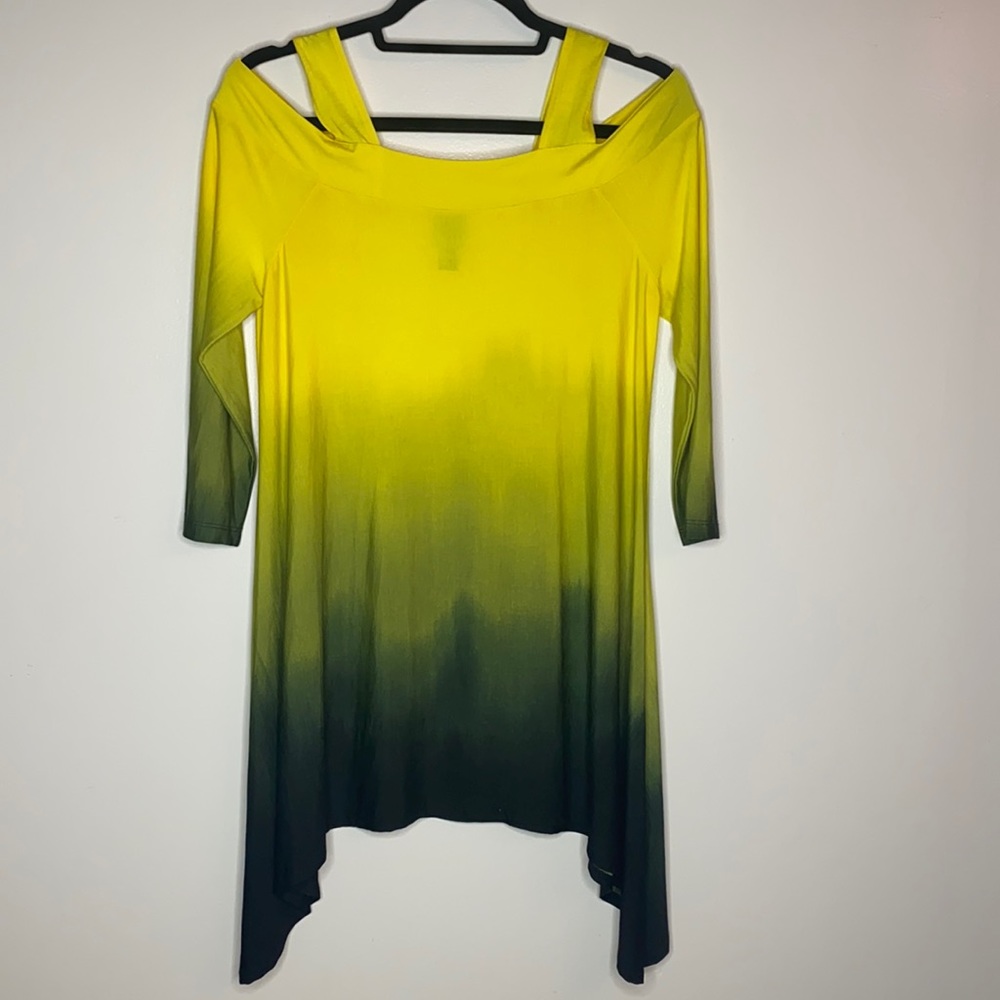 Clara Sun Woo Women Cold Shoulder Blouse. XS.